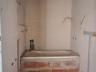 VENDO CASA A TERMINAR EN PLOTTIER