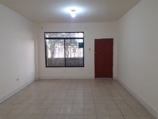 Departamento de alquiler en La Alborada, planta baja, 2 dormitorios.