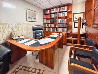 Foto 2 de SE ARRIENDA OFICINA LOCAL AMOBLADA EN SEGUNDO PISO DE 57 M2 DEL CC LA QUINTA DE IBAGUÉ