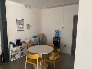 Casa comercial de venta en Circunvalación Sur