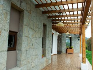 Foto 36 de Lujosa Casa de 4 Dormitorios con Amplia Area Verde en Exclusiva Urbanización El Álamo