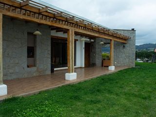 Foto 37 de Lujosa Casa de 4 Dormitorios con Amplia Area Verde en Exclusiva Urbanización El Álamo