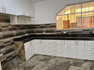 Foto 4 de VENDO DEPARTAMENTOS AL COSTADO DE LA UDEP, URB. LAGUNAS DEL CHIPE