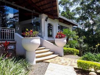 Hermosa Casa En La Palmas El Poblado Medellín