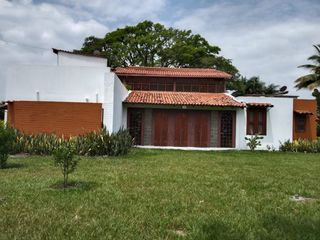 VENTA HERMOSA FINCA EN ROZO