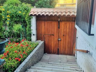 Foto 1 de HERMOSA CASA EN VENTA EN LA CALLE MANUEL UGARTECHE - SELVA ALEGRE