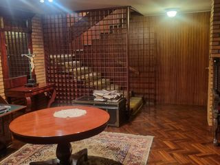 Foto 5 de HERMOSA CASA EN VENTA EN LA CALLE MANUEL UGARTECHE - SELVA ALEGRE