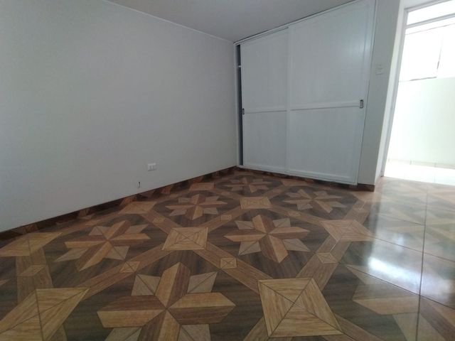 AMPLIA CASA EN VENTA MEJOR ZONA SACHACA