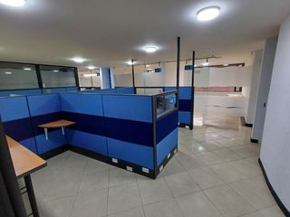 Foto 6 de Arrienda Oficina 130 M2 Amoblada 12 personas