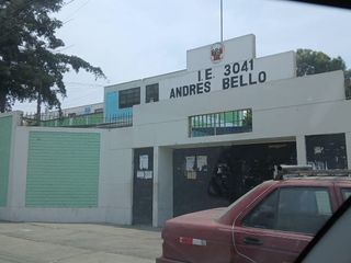 Foto 5 de CERCA AL OVALO AV. JOSE GRANDA REMATO CASA COMO TERRENO 2 PISOS 200M2 $135 MIL DOLARES, VISTA CALLE, UNA CDRA. AVENIDA