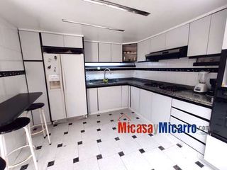 Foto 14 de Casa en Venta Pontevedra Bogota
