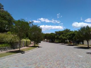 Foto 18 de TUMBACO URBANIZACION EXCLUSIVA UNICO LOTE EN VENTA