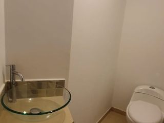 Foto 9 de Villa María del Triunfo Venta Departamento 77.55M2 $64,000 Calle Manco Inca 110 Piso 5 (Tarapacá). Urb. José Carlos Mariátegui.