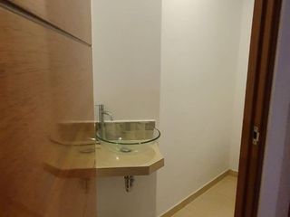 Foto 5 de Villa María del Triunfo Venta Departamento 77.55M2 $64,000 Calle Manco Inca 110 Piso 5 (Tarapacá). Urb. José Carlos Mariátegui.