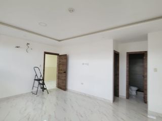 En alquiler lujoso y moderno departamento en Alamos Norte, Guayaquil