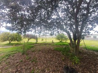 Amplio Terreno de 4000 m2 en Alquiler, en Calderón