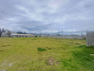 Amplio Terreno de 4000 m2 en Alquiler, en Calderón