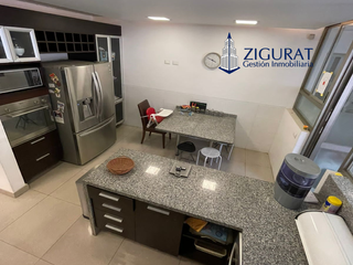 Foto 11 de Penthouse en venta en Av. Golf Los Inkas