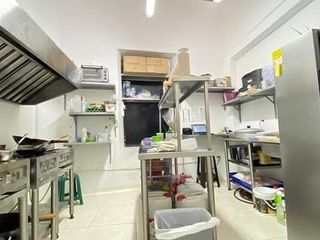 Foto 2 de Venta de casa comercial Barrio Bolivar, Concepto cocinas ocultas. SE ACEPTA PERMUTA