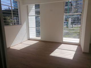 Foto 8 de Casa comercial en Alquiler de 200 Metros en el sector  Gonzalez Suárez, Orellana