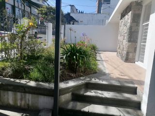 Foto 1 de Casa comercial en Alquiler de 200 Metros en el sector  Gonzalez Suárez, Orellana