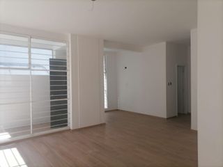Foto 12 de Casa comercial en Alquiler de 200 Metros en el sector  Gonzalez Suárez, Orellana