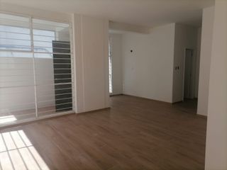 Foto 11 de Casa comercial en Alquiler de 200 Metros en el sector  Gonzalez Suárez, Orellana