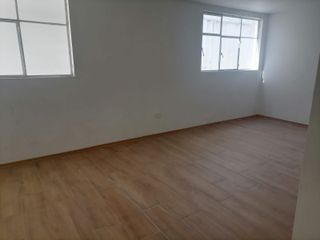 Foto 19 de Casa comercial en Alquiler de 200 Metros en el sector  Gonzalez Suárez, Orellana