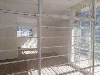 Foto 4 de Casa comercial en Alquiler de 200 Metros en el sector  Gonzalez Suárez, Orellana