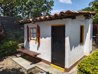 VENTA HERMOSA CASA FINCA EN  ROZO