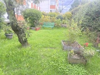 Foto 12 de Oportunidad departamento en venta con 110m2C en los Multifamiliares El Jardín – Cuenca