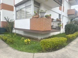Foto 17 de Oportunidad departamento en venta con 110m2C en los Multifamiliares El Jardín – Cuenca