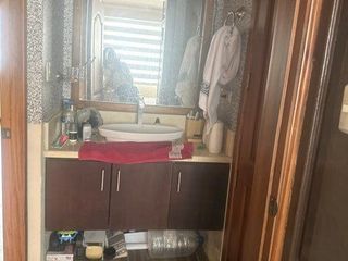 Foto 33 de Oportunidad departamento en venta con 110m2C en los Multifamiliares El Jardín – Cuenca