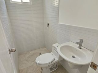 Foto 14 de Venta de casa dos plantas  modelo CAMELIA en etapa Serena de Casalaguna- vial 1 - Cerca Rioc. Dorado