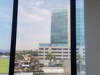 Foto 1 de Venta de oficina de 130 m2 en Kennedy Norte, Guayaquil