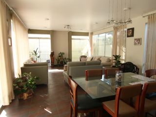 Foto 8 de AMPLIA CASA EN VENTA CON DOS PISCINAS- LOMA LINDA I - PIURA