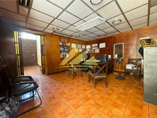 Foto 1 de VENDO CASA DE 252 MT2 EN EL CENTRO DE LIMA - ZONA COMERCIAL