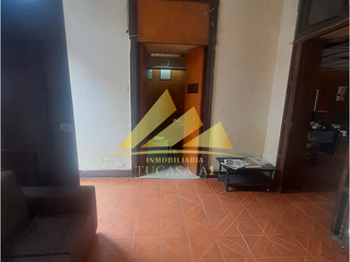 Foto 4 de VENDO CASA DE 252 MT2 EN EL CENTRO DE LIMA - ZONA COMERCIAL