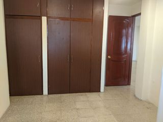 Foto 15 de Casa de venta de dos plantas en Sauces 2 de 7 dormitorios Guayaquil Ecuador