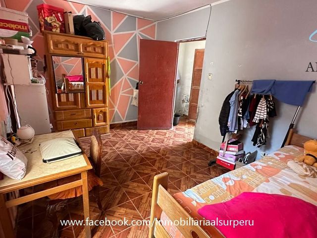 Venta de casa cerca de centro comercial plaza vea villa el salvador