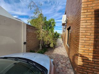 Foto 2 de Vendo propiedad de categoría en barrio residencial de Puerto Madryn