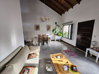 Foto 9 de Vendo propiedad de categoría en barrio residencial de Puerto Madryn