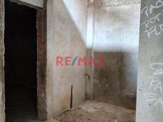 Foto 4 de Se Vende Casa De 2 Pisos En Casco Gris Terreno 131.50M² A Unas Cuadras De Mall Aventura Plaza Urb. La Esmeralda