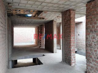 Foto 11 de Se Vende Casa De 2 Pisos En Casco Gris Terreno 131.50M² A Unas Cuadras De Mall Aventura Plaza Urb. La Esmeralda