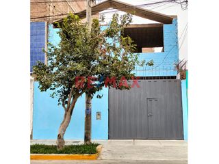 Foto 1 de Se Vende Casa De 2 Pisos En Casco Gris Terreno 131.50M² A Unas Cuadras De Mall Aventura Plaza Urb. La Esmeralda