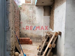 Foto 14 de Se Vende Casa De 2 Pisos En Casco Gris Terreno 131.50M² A Unas Cuadras De Mall Aventura Plaza Urb. La Esmeralda