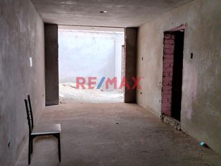 Foto 18 de Se Vende Casa De 2 Pisos En Casco Gris Terreno 131.50M² A Unas Cuadras De Mall Aventura Plaza Urb. La Esmeralda