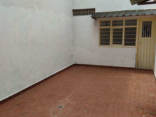 Venta - Casa  Barrio Ingenio - Inversión