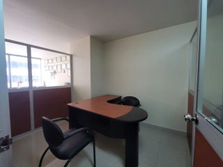 Venta de oficina para firma de abogados ubicada en el centro de Guayaquil