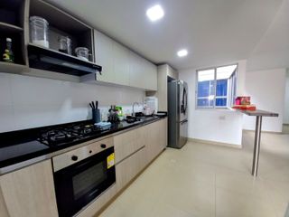 AMPLIO APARTAMENTO DE 98-M2 EN PRECIO DE OFERTA